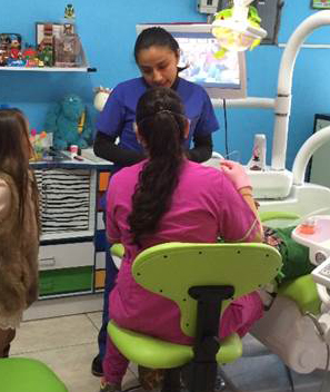 Dentista para niños especialista en odontopediatría